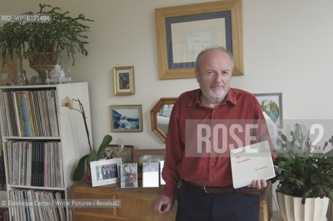 Scottish Poet and Writer Tom Leonard photographed at home in Glasgow ahead of the Scottish Arts Council Book of the Year Award 2010. 11th June 2010....copyright©Dominique Carton/Writer Pictures/Rosebud2