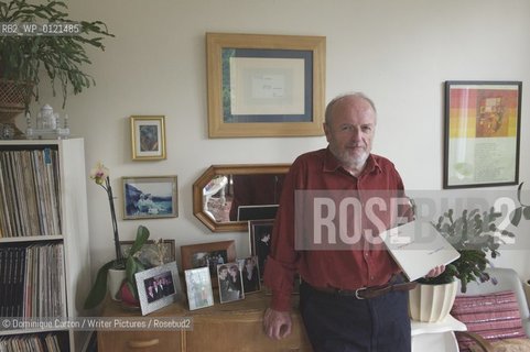 Scottish Poet and Writer Tom Leonard photographed at home in Glasgow ahead of the Scottish Arts Council Book of the Year Award 2010. 11th June 2010....copyright©Dominique Carton/Writer Pictures/Rosebud2