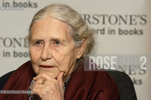 4/11/03.Doris Lessing at a book signing after speaking at a University of East Anglia Literary Fes©Writer Pictures/Rosebud2