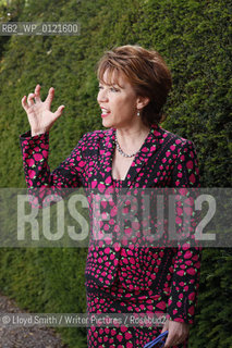 Kathy Lette pictured at the Borders Book Festival 2010..The festival runs from Thursday 17th June to Sunday 20th June.for further info please go to the website at www.bordersbookfestival.org..Copyright©Lloyd Smith/Writer Pictures/Rosebud2