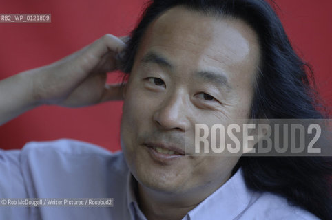 Yang Lian, The Edinburgh International Book Festival 2005..Copyright©Rob McDougall/Writer Pictures/Rosebud2