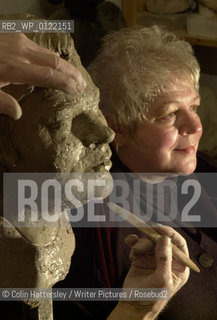 Liam Rudden, Bust making of Liz Lochead, Stockbridge:..Poet and playwrite Liz Lochead poses for sculptor Vincent Butler..copyright©Colin Hattersley/Writer Pictures/Rosebud2