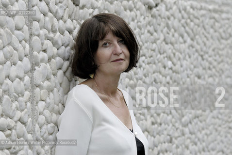 Roddy Lumsden, poet, photographed on Londons South Bank.                         .Copyright©Adrian Lourie/Writer Pictures/Rosebud2