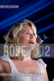 18/7/08. Latitude Festival, Suffolk. Literature tent...Antonia Quirke reads to the audience.....copyright©Malcolm Watson/Writer Pictures/Rosebud2