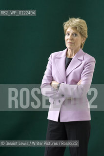 Elisabeth MacDonald, Doctor, Oncologist and Writer ....copyright©Geraint Lewis/Writer Pictures/Rosebud2