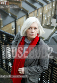 Natha Englander , American Novelist who wrote The Ministry of Special Cases about Argentina . CREDIT Geraint Lewis
©Writer Pictures/Rosebud2