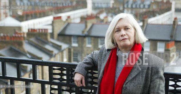 Natha Englander , American Novelist who wrote The Ministry of Special Cases about Argentina . CREDIT Geraint Lewis
©Writer Pictures/Rosebud2