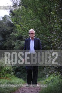 Charles MacClean..copyright©Phil Wilkinson/Writer Pictures/Rosebud2