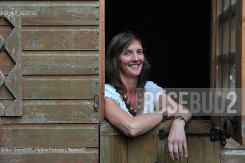 Lindsay MacLeod (nee Brown), Scottish author, at home in Giffnock, Glasgow, September 30, 2010. ..Copyright©Neil HannaTSPL/Writer Pictures/Rosebud2