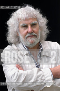 Scottish poet Aonghas Macneacail at the Edinburgh International Book Festival 2003.              .                            .copyright©Pascal Saez.Pascal Saez/Writer Pictures/Rosebud2