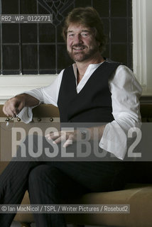 Willie Russell ..copyright©Ian MacNicol/TSPL/Writer Pictures/Rosebud2