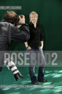 Sarah Waters..copyright©Greg Macvean/TSPL/Writer Pictures/Rosebud2