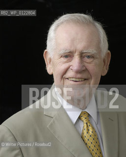 Magnus Magnusson broadcaster and presenter of Mastermind. CREDIT Geraint Lewis
©Writer Pictures/Rosebud2