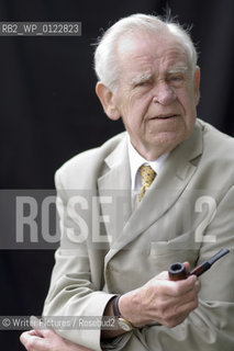 Magnus Magnusson,historian,broadcaster,and writer.His new book Fakes,Forgers and Phoneys ©Writer Pictures/Rosebud2