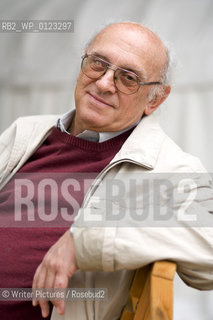 Petros Markaris Greek Crime Writer of books set in Athens. CREDIT Geraint Lewis
©Writer Pictures/Rosebud2