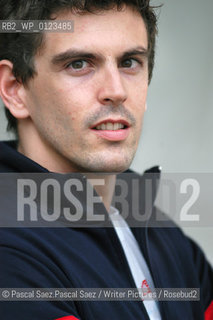 British writer Richard Mason, author of The Drowning People, at the Edinburgh International Book Festival 2004...Copyright©Pascal Saez.Pascal Saez/Writer Pictures/Rosebud2