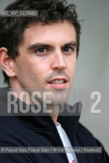 British writer Richard Mason, author of The Drowning People, at the Edinburgh International Book Festival 2004...Copyright©Pascal Saez.Pascal Saez/Writer Pictures/Rosebud2