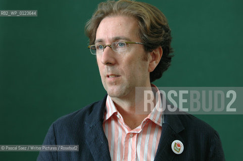 American writer  D T Max, author of  The Family That Couldnt Sleep, at the Edinburgh International Book Festival 2007. ..Copyright©Pascal Saez/Writer Pictures/Rosebud2