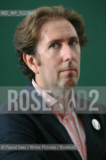 American writer  D T Max, author of  The Family That Couldnt Sleep, at the Edinburgh International Book Festival 2007. ..Copyright©Pascal Saez/Writer Pictures/Rosebud2