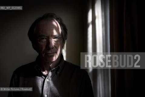 Ian McEwan,author . Nominated on The Booker Prize Long List 2007 . CREDIT Geraint Lewis
©Writer Pictures/Rosebud2