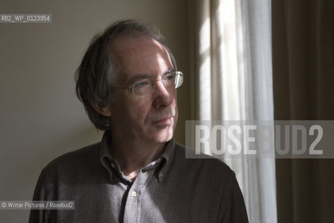 Ian McEwan,author . Nominated on The Booker Prize Long List 2007 . CREDIT Geraint Lewis
©Writer Pictures/Rosebud2