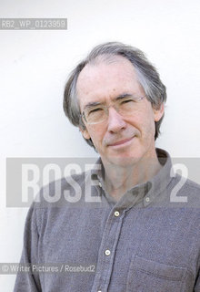 Ian McEwan,author . Nominated on The Booker Prize Long List 2007 . CREDIT Geraint Lewis
©Writer Pictures/Rosebud2