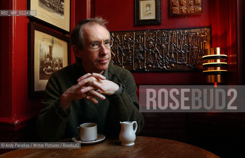 Ian McEwan, Author..Copyright©Andy Paradise/Writer Pictures/Rosebud2
