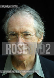 Ian McEwan, British Novelist and Writer. ..copyright©Geraint Lewis/Writer Pictures/Rosebud2
