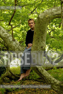 Robert McFarlane photographed among the wild places of Cambridge...Copyright©Donald Maclellan/Writer Pictures/Rosebud2