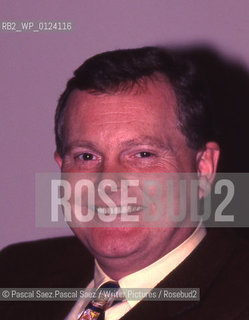 British writer Robert Macfarlane.at the Edinburgh International book Festival 2004..Copyright©Pascal Saez.Pascal Saez/Writer Pictures/Rosebud2
