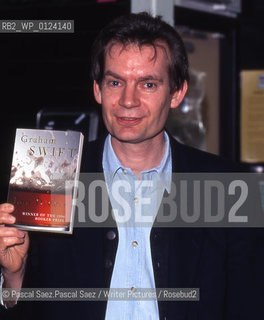 British writer Robert Macfarlane.at the Edinburgh International book Festival 2004..Copyright©Pascal Saez.Pascal Saez/Writer Pictures/Rosebud2