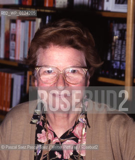 British writer Robert Macfarlane.at the Edinburgh International book Festival 2004..Copyright©Pascal Saez.Pascal Saez/Writer Pictures/Rosebud2