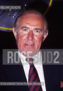 Scottish broadcaster, journalist & author Andrew Neil photographed in November 1994....Copyright©David McGill/Writer Pictures/Rosebud2