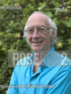 Roger McGough..copyright©Lesley Anne Churchill/Writer Pictures/Rosebud2