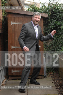 Robert McNeil ..copyright©Neil Hanna/TSPL/Writer Pictures/Rosebud2