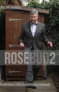 Robert McNeil ..copyright©Neil Hanna/TSPL/Writer Pictures/Rosebud2