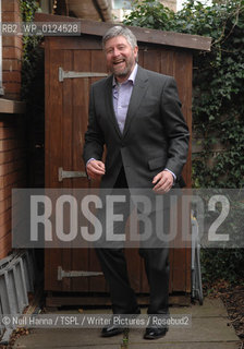 Robert McNeil ..copyright©Neil Hanna/TSPL/Writer Pictures/Rosebud2