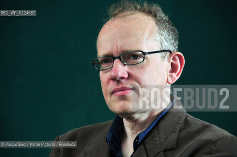 James Meek at The Edinburgh International Book Festival 2008..Copyright©Pascal Saez/Writer Pictures/Rosebud2