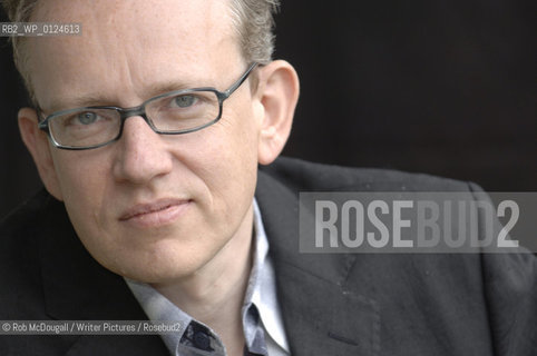 James Meek, The Edinburgh International Book Festival 2005..Copyright©Rob McDougall/Writer Pictures/Rosebud2