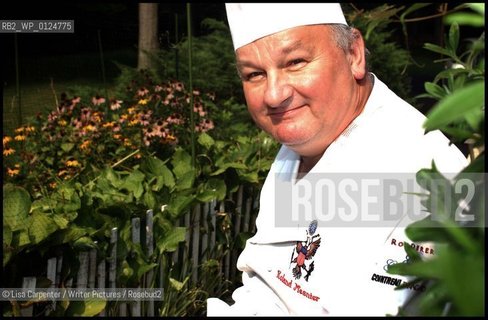 Roland Mesnier..copyright©Lisa Carpenter/Writer Pictures/Rosebud2