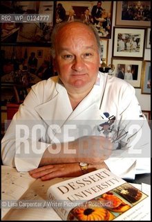 Roland Mesnier..copyright©Lisa Carpenter/Writer Pictures/Rosebud2