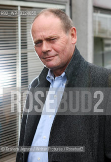 John Lloyd and John Mitchinson (beard) co authors..Copyright©Graham Jepson/Writer Pictures/Rosebud2