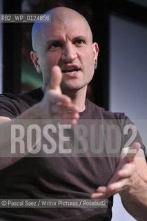 China Mieville..copyright©Pascal Saez/Writer Pictures/Rosebud2
