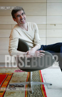 Andrerw Miller,novelist and winner of Impac prize.Wrote The Optomists,where a photographer returns to an African massacre. C©Writer Pictures/Rosebud2