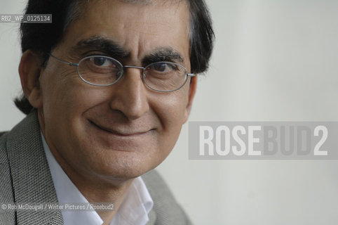 Tariq Modood, The Edinburgh International Book Festival 2005..Copyright©Rob McDougall/Writer Pictures/Rosebud2