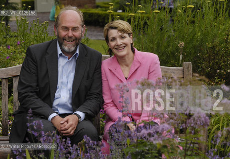 Fiona Armstrong and festival director Alistair Moffat at Borders Book Festival, 23/06/07..©/Writer Pictures/Rosebud2