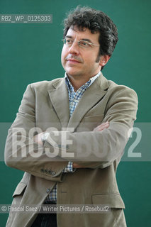British writer and environmental campaigner George Monbiot, author of Heat: How To Stop The Planet Burning, at the Edinburgh International Book Festival 2007. ..Copyright©Pascal Saez/Writer Pictures/Rosebud2