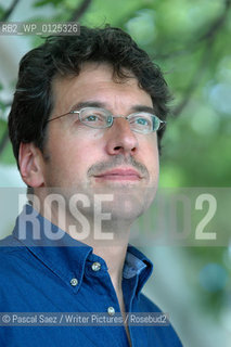 27 August 2005 - Edinburgh, UK - British writer and political activist George Monbiot at the Edinburgh International Book Festival..©Pascal Saez/Writer Pictures/Rosebud2