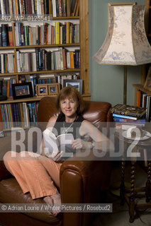 Wendy Moore..copyright©Adrian Lourie/Writer Pictures/Rosebud2