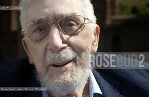 Scottish Poet and Writer Edwin Morgan.Taken at the Sundial Scottish Arts Council Book of the Year Award..His book of poetry, A Book of Lives, took the overall prize..copyright©Alex Hewitt/Writer Pictures/Rosebud2